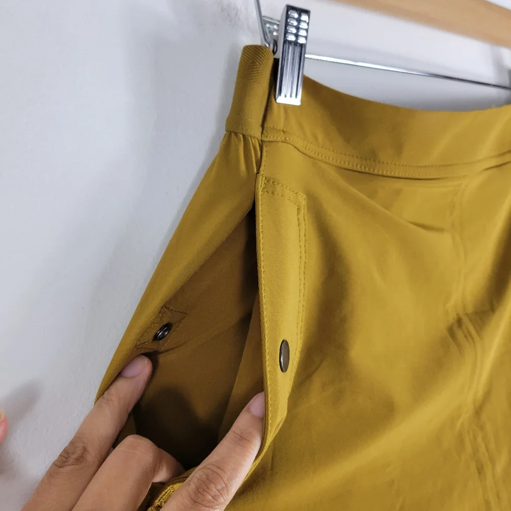 Athleta Vienna High Waist Snap Button Pocket Cargo Skort Skirt